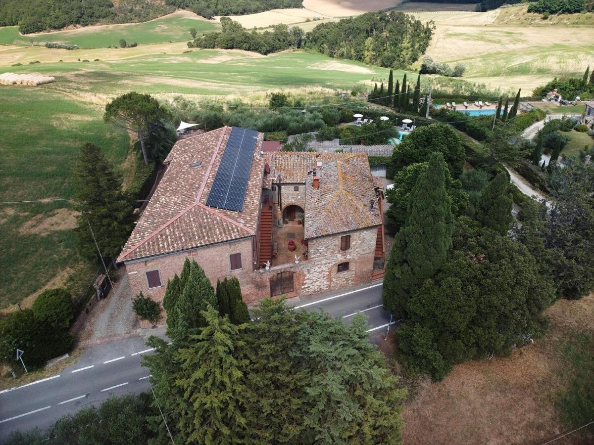 B&B Le Logge Di Sopra Asciano Exterior foto