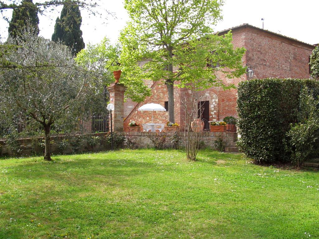 B&B Le Logge Di Sopra Asciano Exterior foto